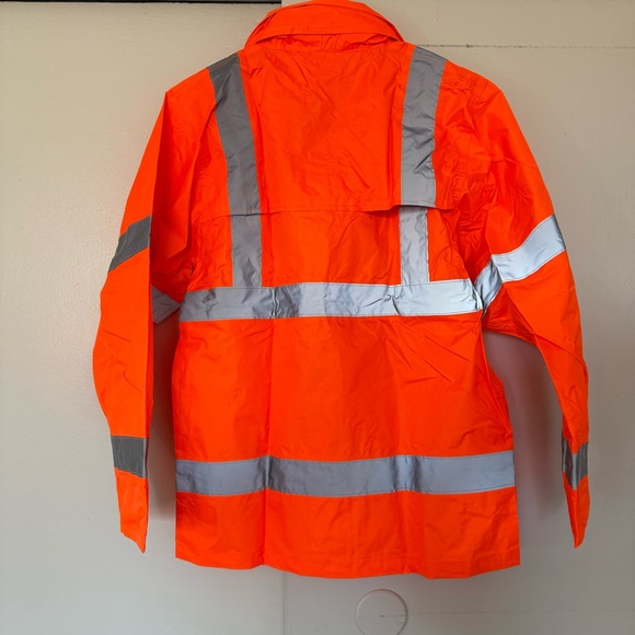 Portwest Hi-Vis Rain Jacket Size M Orange Portwest Safety Jacket with hood. - Picture 2 of 10